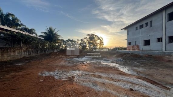 Terreno à venda, Condomínio Colonial Village, Pindamonhangaba